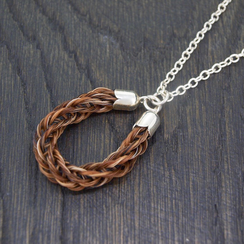 Classic Horseshoe Pendant Necklace